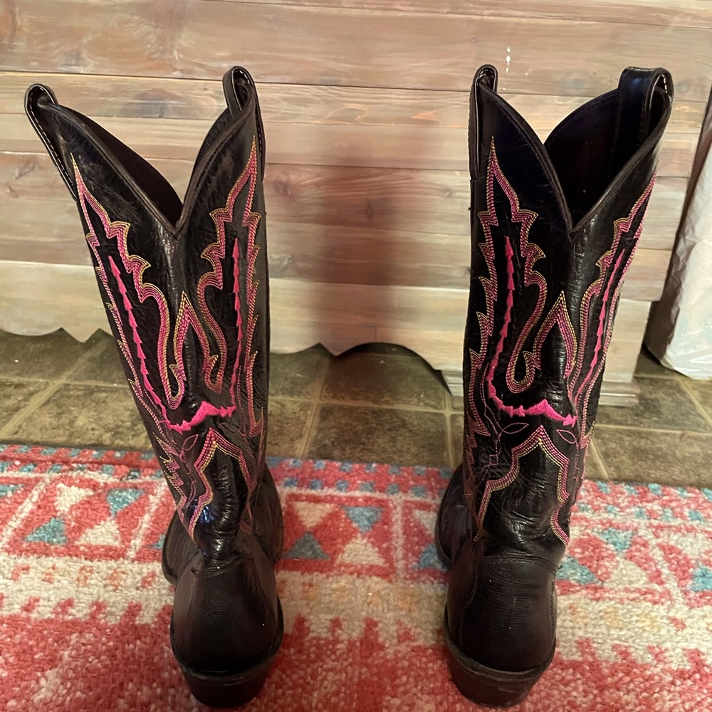 Justin lizard boots. Practically new!!